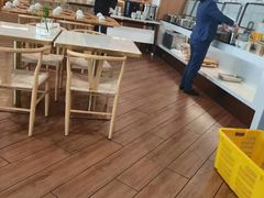 -上海宝宁宝马4S店