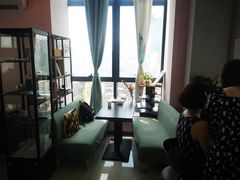 -ME觅妆·定制美妆·彩妆私教(菱角湖店)