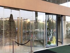 -苏州汇融广场假日酒店