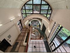 -香港大学