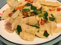 -民间瓦缸煨汤館(嵩山路店)