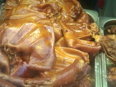 -老鼎万春卤菜(五代传承创始老店)