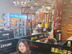 -哈尔滨烧烤·山河村铁锅炖(交大店)