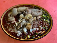 -董记冒节子肥肠粉