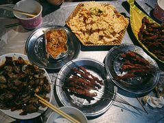 花甲-小民大排档(光谷店)
