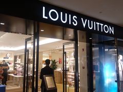 -LV路易威登(德基广场店)