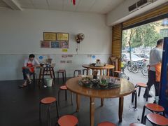 大堂-胡记牛杂粉