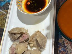 -乡村馕坑肉·烧烤·新疆菜·本地人更爱吃(阿勒泰首店)