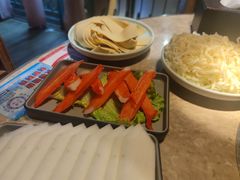 -沪小胖小龙虾(淮海中路旗舰店)