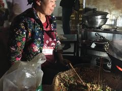 -半月镰胡姐脆皮萝卜饺子