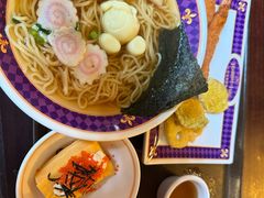 -皇室宴会厅(香港迪士尼乐园)