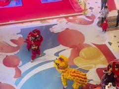 -梅龙镇广场