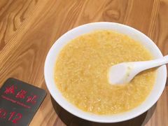 -诚铭记·虾仁汤包·成都小吃(融创店)