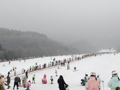 -济南卧虎山滑雪场