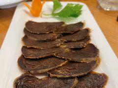 佛门素牛肉-莲餐厅·湖北菜·藕汤老手艺(愚园路店)