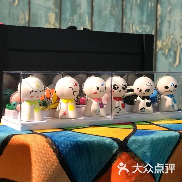 怪诞小镇原创剧情密室