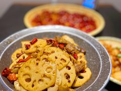 -万重锦·人文川菜馆(骡马市店)