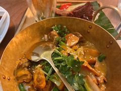 -来龙里 精致 东南亚餐室(万象城店)