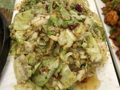 酱爆圆白菜-桃子餐厅·天津菜(红星路直营店)