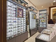 -回瑞眼镜·蔡司·依视路官方授权店(广益路万达店)