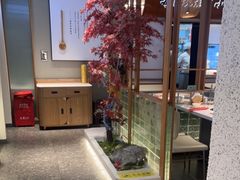 -三人行骨头王火锅(长寿店)