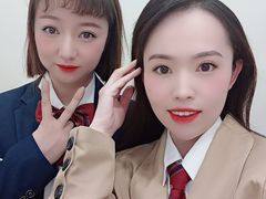 -花儿照相馆·最美证件照(红旗街万达店)