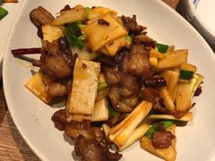 -云海肴·汽锅鸡·云南菜(天山百盛优客店)