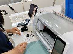 -荣耀授权专卖店(黄浦浙江中路店)