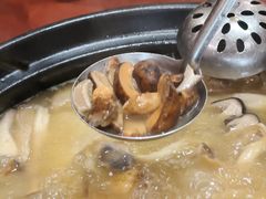 -菌之家·专业纯野生菌火锅·特色炒菌