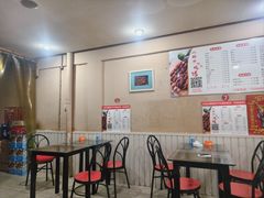 -小胡子烧烤(江汉路店)