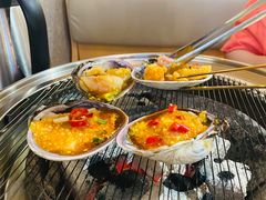 -围炉肉舍•炭烤活鳗•丹东海鲜烤肉(步行街店)