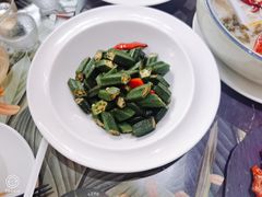 -大树餐厅(红旗街万达店)