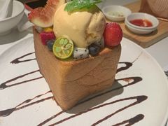 -洛缦音乐餐厅(工业展览馆万象城店)