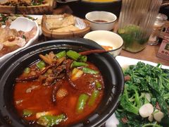 -老滇山寨•云南特色菜•地方菜•民族风情歌舞表演(金碧店)