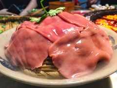 -渝嘴小老弟老火锅(华新村店)