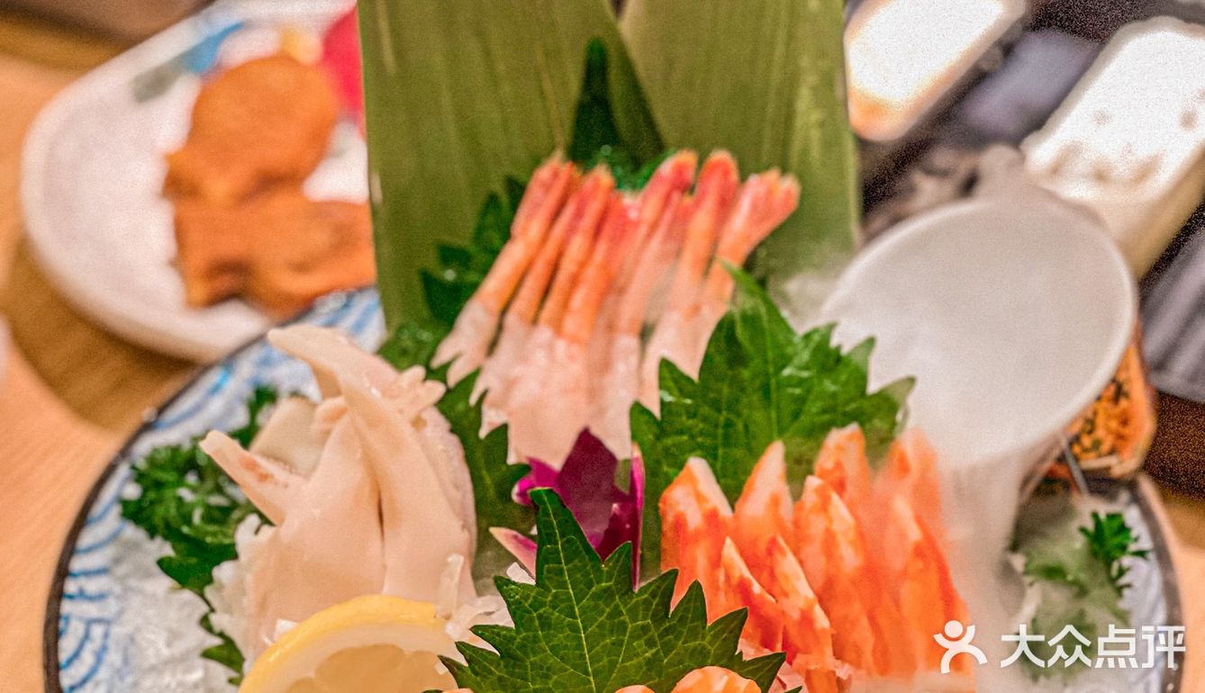 就说我朋友一个人吃了30盘牛肉这件事|这家寿喜锅也太美味了💕