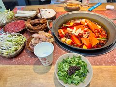-赵美丽·重庆社区火锅·直营店(火车东站·中豪国际店)
