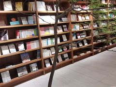 -二酉书店TOYOU BOOKS