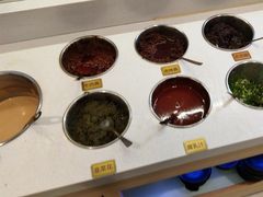 -嘎琉鲜切牛肉自助火锅