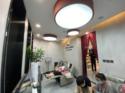 -TOP HAIR SALON