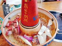 -毛辣果·贵州红酸汤牛肉火锅(西单店)