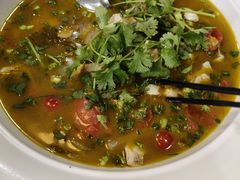 -陈胖子鱼庄(黄辣丁新津店)