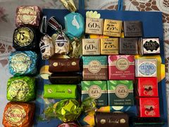 -VENCHI 闻绮(上海佛罗伦萨小镇店)