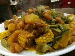-老码头黑皮肘子锅包肉熏酱水饺(文政街店)