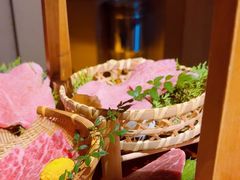 -山川小町·极番烧肉(新地假日广场店)