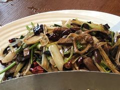 -山沟沟羊小馆&烤全羊羊肉汤(麦岛店)