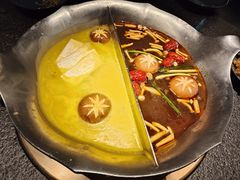 -湊湊火锅·茶憩(打浦桥日月光店)
