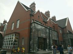 -钟书阁(松江泰晤士小镇店)