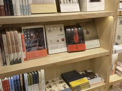 -猫的天空之城概念书店(印象城购物中心店)