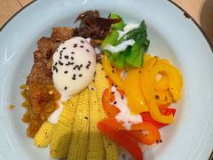 只吃草大块牛腩温泉蛋拌饭-柴米多CHIMIDO·滇味食堂(浦东嘉里城店)